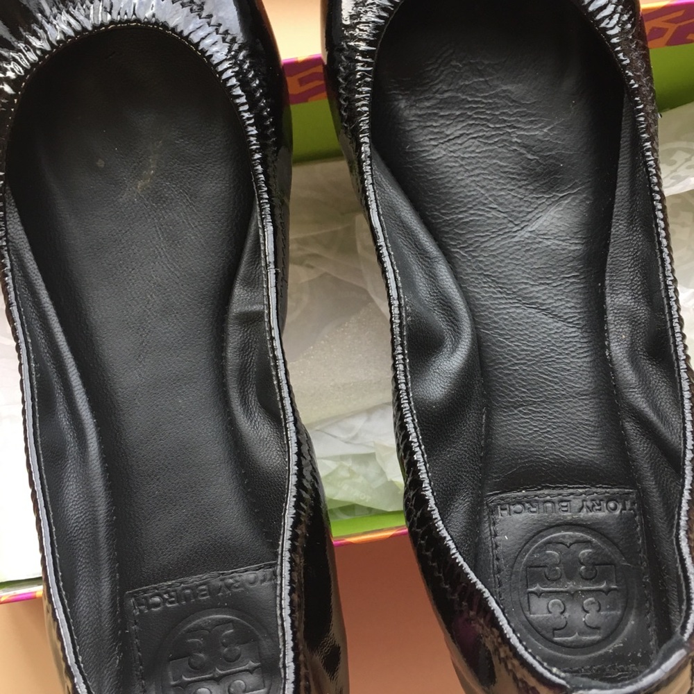 Tory Burch Black Eddie Patent Flats Size 7.5